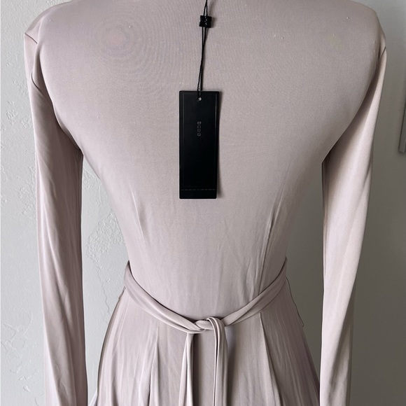 BCBG BRAND NEW! - Picture 3 of 5